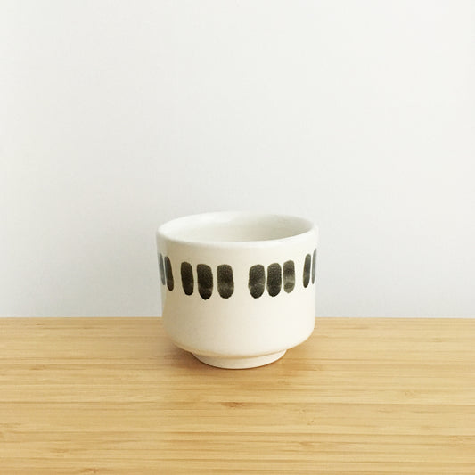 Chamfered Cup with Ring, triple lines